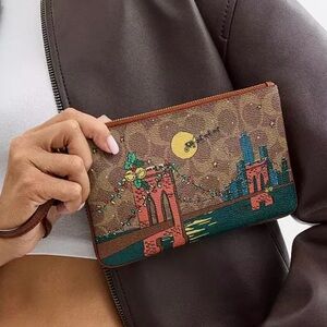 NWT Coach LIMITED EDITION Holiday Clutch